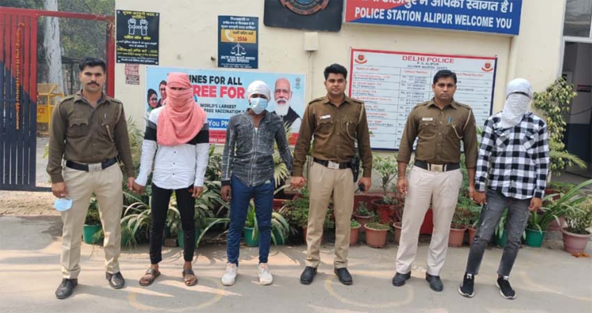 सस्ता किराये का झांसा देकर हाईवे पर लूटपाट करने वाले नाबालिग समेत चार पकड़े सस्ता किराये का झांसा देकर हाईवे पर लूटपाट करने वाले नाबालिग समेत चार पकड़े